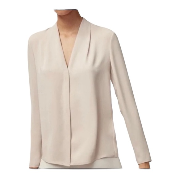 Babaton Tops - ARITZIA BABATON | Akira Blouse V Neck Button Up size small
